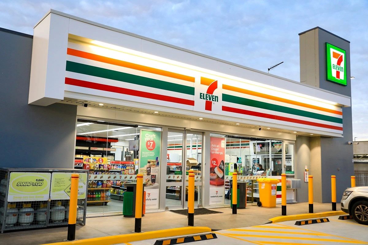 7-Eleven đóng cửa 444 chi nhánh: Điều gì đang xảy ra với ‘gã khổng lồ’ cửa hàng tiện lợi?