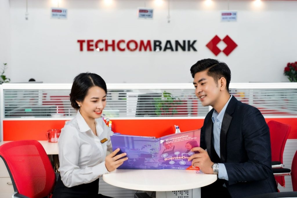 Ngân hàng TMCP Kỹ Thương Việt Nam (Techcombank) sẽ không còn phân phối sản phẩm bảo hiểm của Manulife Việt Nam. Ảnh: VOV