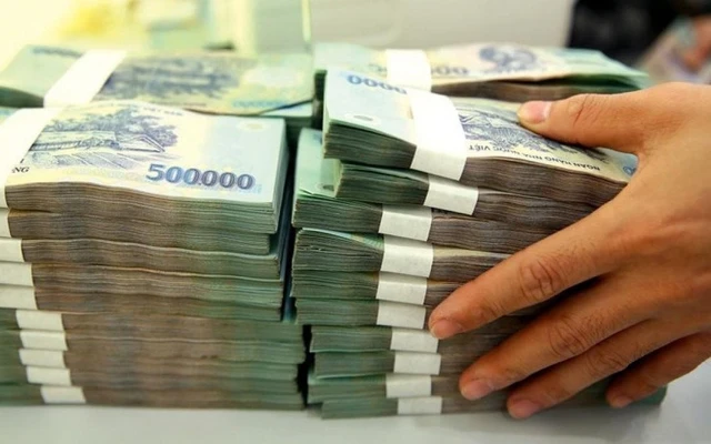 Ngân hàng trả lãi 6,2%/năm cho khoản tiền gửi 500 tỷ đồng - 60s Hôm Nay