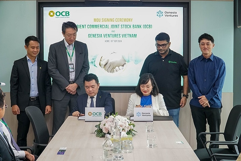 OCB và Quỹ đầu tư Genesia Ventures Việt Nam ký kết hợp tác chiến lược. Ảnh: Người quan sát