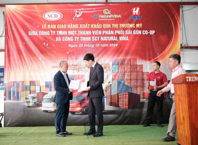 Saigon Co.op đẩy mạnh xuất khẩu nông sản và thực phẩm Việt sang hệ thống siêu thị toàn cầu 1 Saigon-Co-op-xuat-khau-hang-sang-thi-truong-My