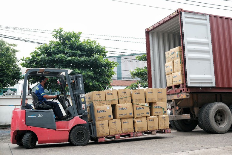 Saigon Co.op đẩy mạnh xuất khẩu nông sản và thực phẩm Việt sang hệ thống siêu thị toàn cầu 2 trong-3-thang-cuoi-nam-Saigon-Co-op-se-hoan-tat-xuat-khau-20-container