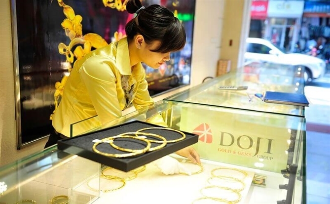 Giá vàng thế giới giảm 14 4 USD/oz trong nước neo 89 triệu đồng/lượng 1 giá vàng 60shomnay