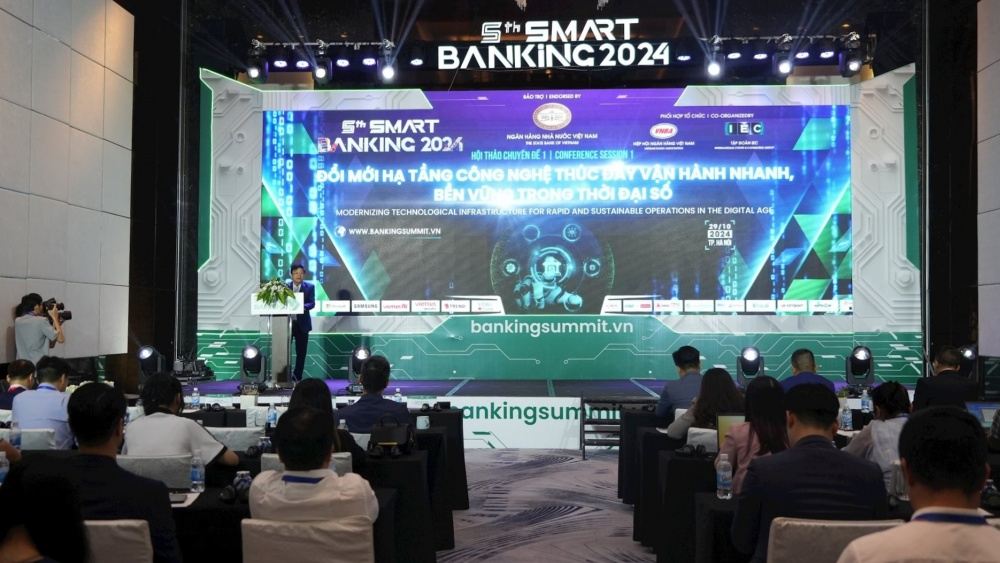 Ngân hàng số trong cuộc đua công nghệ tiềm năng và thách thức 1 Quang cảnh phiên Hội thảo chuyên đề về ngân hàng