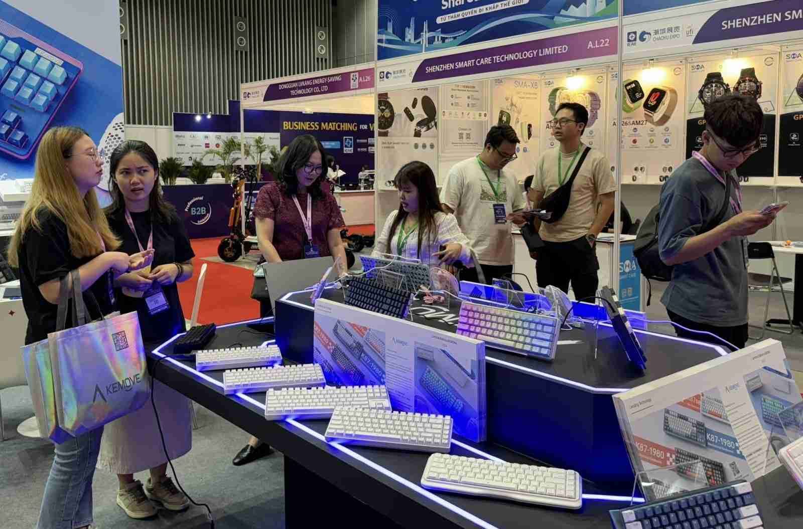 Ngành điện tử Việt Nam thu hút hơn 260 đơn vị tại triển lãm IEAE 2024