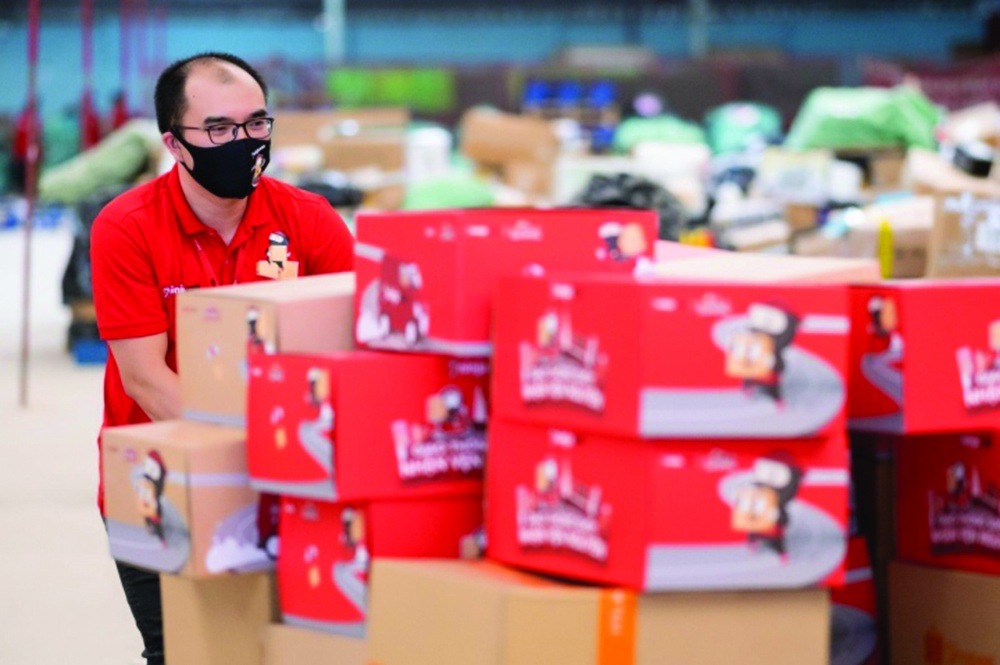 Cạnh tranh khốc liệt trên sàn TMĐT, doanh nghiệp Việt tìm đường sống