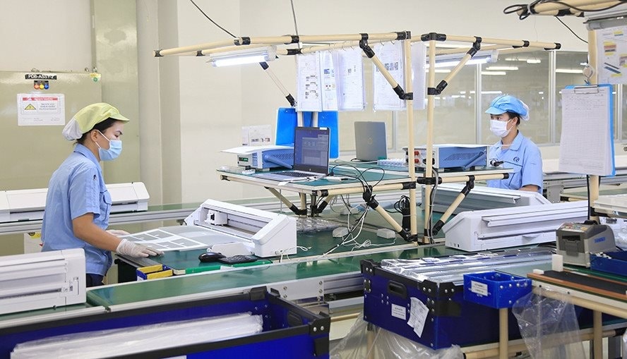 Hà Nội đặt mục tiêu xuất khẩu tăng trưởng 5,5% năm 2025 2 Hà Nội sẽ triển khai Chương trình phát triển công nghiệp hỗ trợ và sản phẩm công nghiệp chủ lực