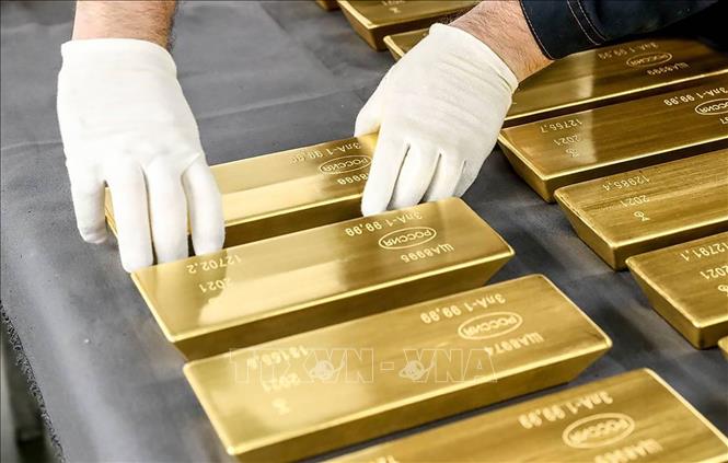Ấn Độ thay Trung Quốc trở thành “cá mập” vàng mới? 2 Sự nổi lên của Ấn Độ như một "tay chơi" lớn trên thị trường vàng đang thu hút sự chú ý của giới phân tích