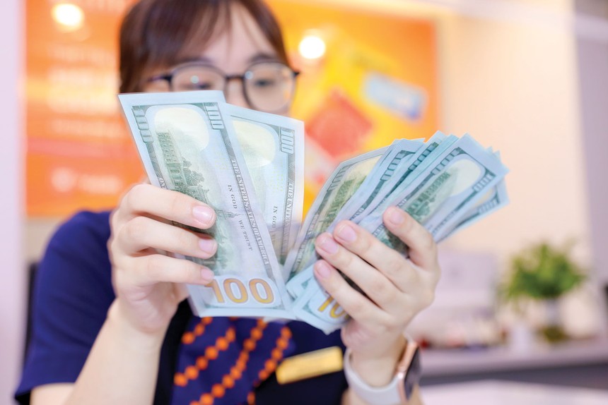 Fed-tang-lai-suat-se-giup-ty-gia-giam-va-chenh-lech-lai-suat-USD-VND-duoc-thu-hep