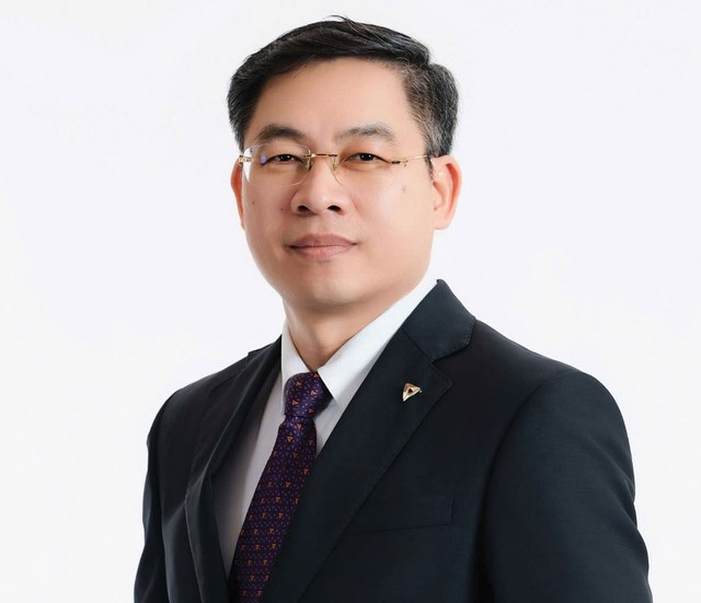 Để ngân hàng thuận lợi trong hỗ trợ khách hàng chịu thiệt hại bởi bão số 3 2 tong-giam-doc-ngan-hang-TP-Bank