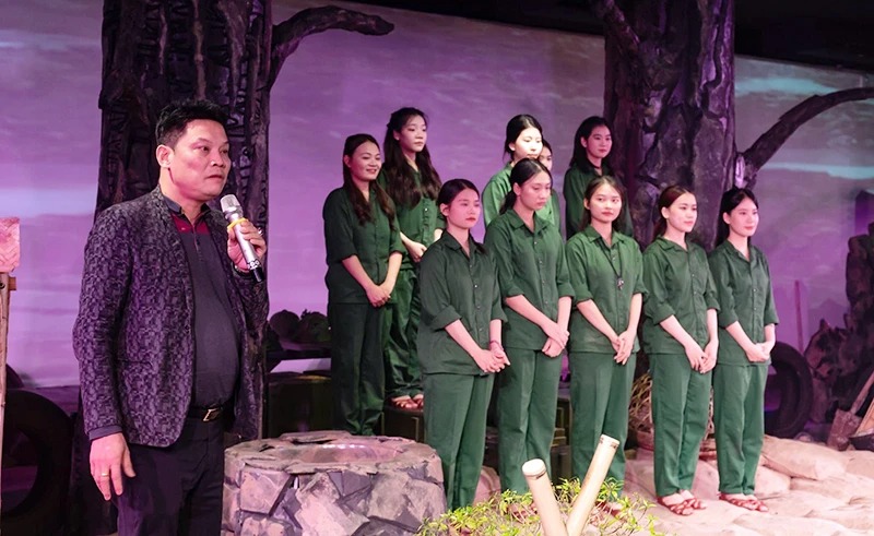 “Huyền Thoại Tuổi Thanh Xuân” ra mắt, chạm đến trái tim độc giả trẻ