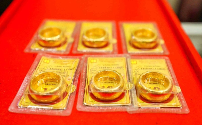 Thị trường vàng 'nóng' trở lại, NHNN tiếp tục thanh tra 2 thi-truong-vang-len-gia