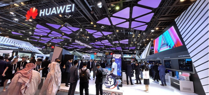 Huawei Ra Mắt Giải Pháp Chuyển Đổi Số Thông Minh Cho 10 Ngành Công Nghiệp Tại GITEX 2024