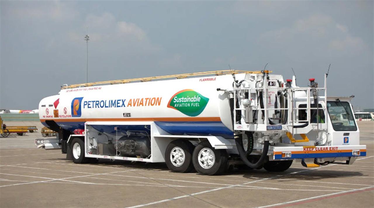 Petrolimex luôn chú trọng đến việc xây dựng và củng cố các tổ chức chính trị – xã hội trong doanh nghiệp