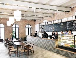 Giá cà phê "leo thang", người tiêu dùng thắt lưng buộc bụng, quán xá dè chừng 2 quan-ca-phe