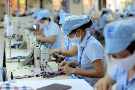 "Xanh hóa" dệt may, Doanh nghiệp nhỏ xoay xở ra sao? 1 det-may