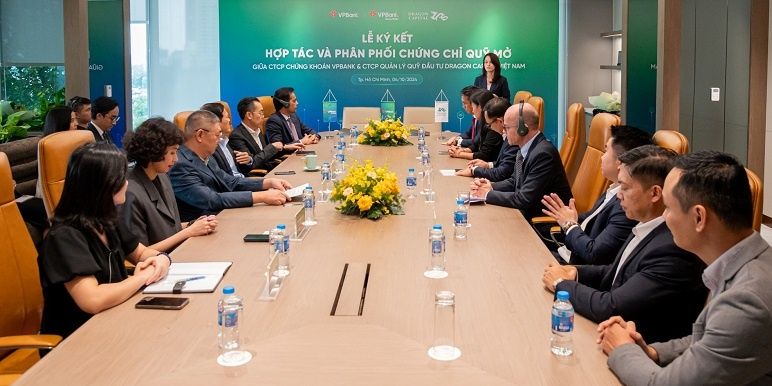 VPBank (VPBankS) vừa ký kết hợp tác với Công ty Quản lý Quỹ Dragon Capital để phân phối chứng chỉ quỹ qua nền tảng giao dịch NEO Invest