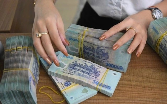 ngân hàng lãi suất