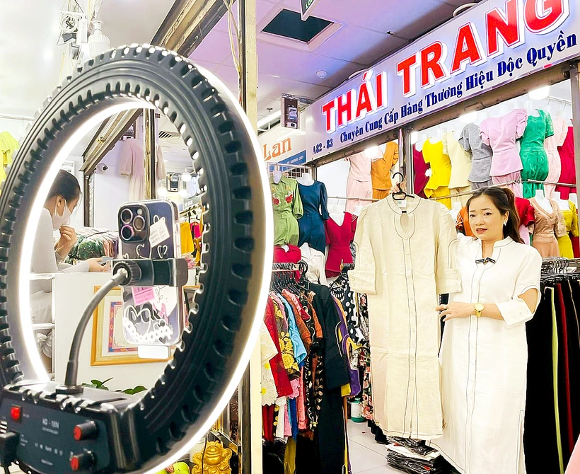 Sendo, Tiki loay hoay tìm chỗ đứng giữa thị trường TMĐT tỷ đô 2 mua sắm sàn tmđt