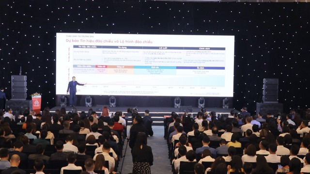 Dự báo bất động sản 2025: Thời của đất nền và biệt thự 2 chia sẻ về thị trường bất động sản