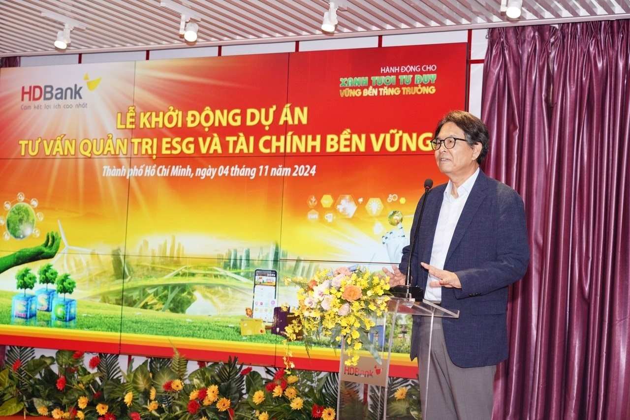Ngân hàng HDBank khởi động 5 dự án quản trị ESG và tài chính bền vững cùng PwC 2 ngân hàng
