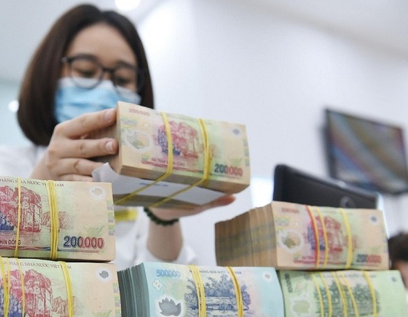 Tín dụng ngân hàng tăng 9%, lợi nhuận phân hóa 2 ngành ngân hàng