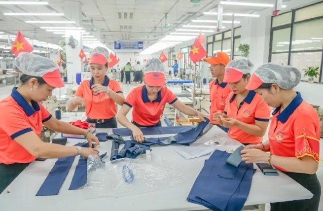 Doanh nghiệp dệt may tăng tốc cuối năm, dự báo kim ngạch xuất khẩu đạt 44 tỷ USD vào 2024
