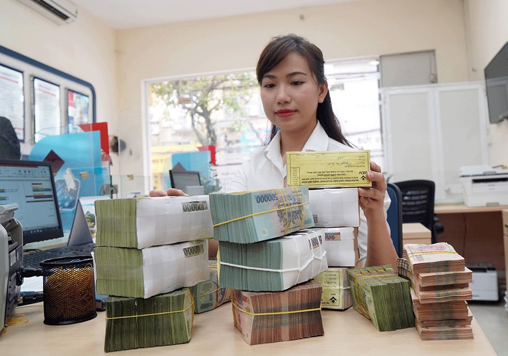Tín dụng ngân hàng tăng 9%, lợi nhuận phân hóa 3 ngành ngân hàng