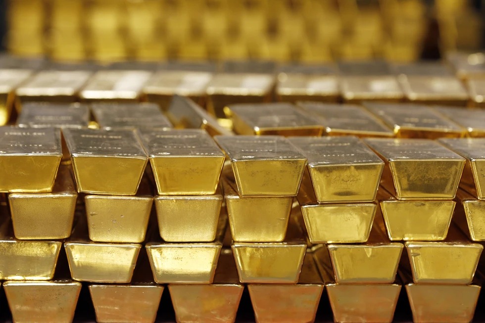 Giá vàng giảm gần 5% trong tuần sau chiến thắng của Trump, đạt mức 2.566,7 USD/ounce 2 giá vàng