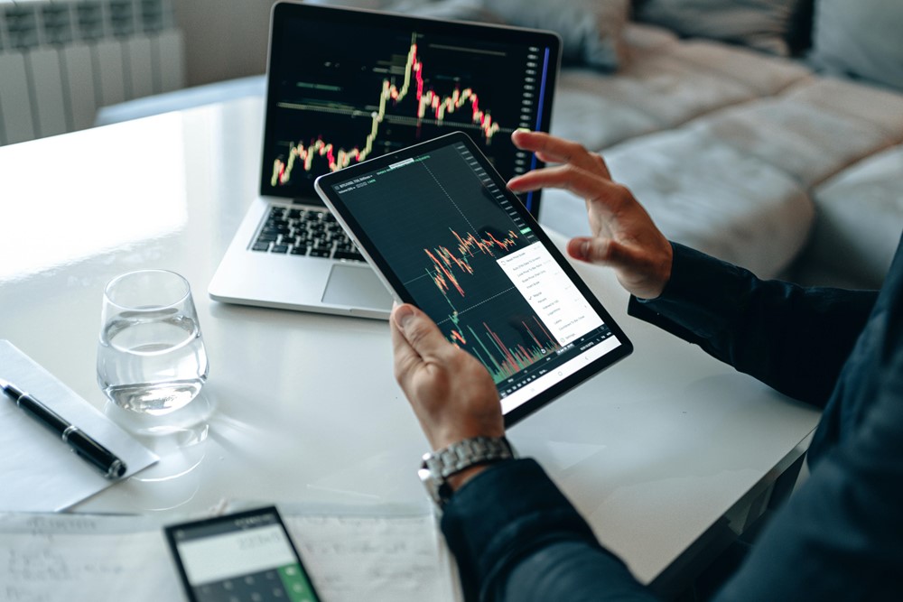 Cổ phiếu sáng 13/11: VN-Index chạm ngưỡng hỗ trợ, có nên mua vào? 1 Các chuyên gia khuyến nghị cần thận trọng trước phiên giao dịch 13/11, tránh tình trạng mua đuổi cổ phiếu
