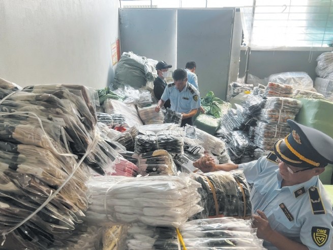 Thúc đẩy hoạt động thương mại điện tử an toàn và minh bạch 1 Quản lý sàn thương mại điện tử
