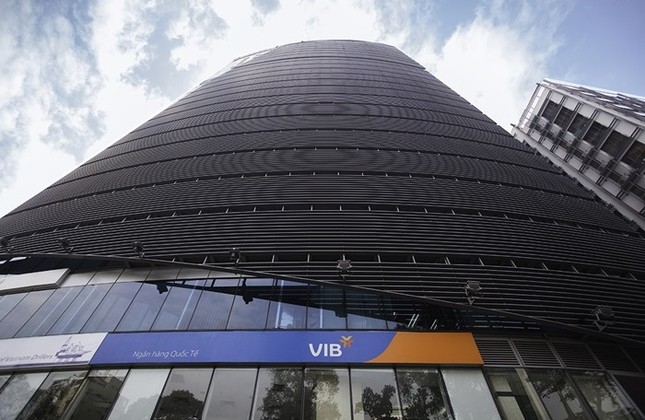 Trụ sở ngân hàng 2024: Địa điểm vàng hay chỉ là "địa chỉ"? 1 trụ sở ngân hàng VIB