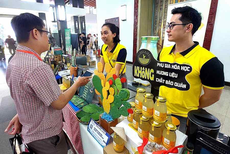 Khởi Nghiệp Bền Vững: Tận Dụng Tài Nguyên Bản Địa Tạo Sức Bật Cho Sản Phẩm Việt 2 cuộc thi khởi nghiệp xanh với sản phẩm địa phương