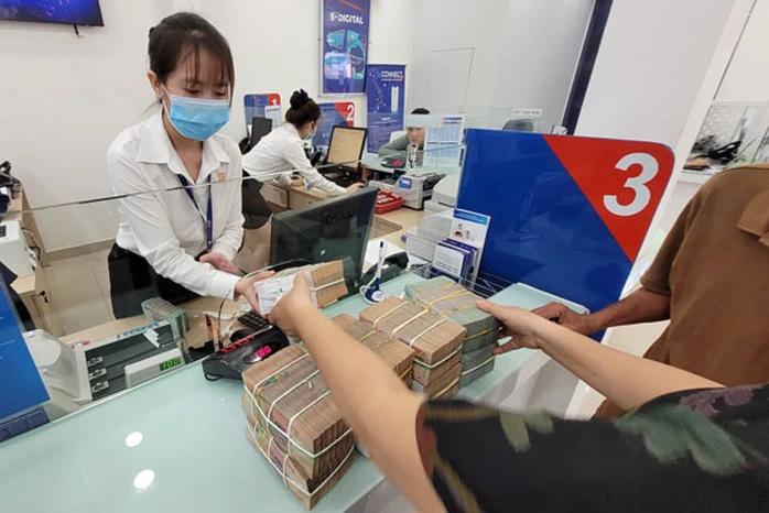 Lãi suất cho vay "giậm chân tại chỗ" cuối năm 2024? 3 giải pháp nào cho lãi suất cho vay