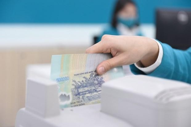 Lãi suất tiết kiệm 2024: Tăng nhẹ cuối năm, khó đạt 7%/năm 1 lãi suất tiết kiệm