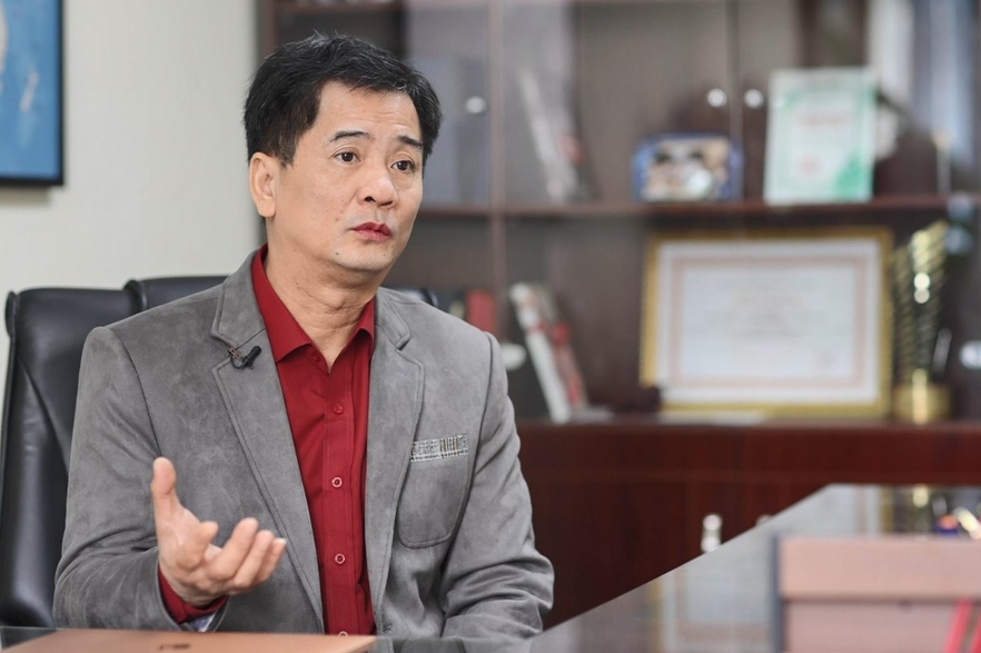 Đẩy giá nhà đất: 'Môi giới bất động sản không phải là nguyên nhân chính' 1 TS-Nguyen-Van-Dinh-Pho-chu-tich-Hiep-hoi-Bat-dong-san-Viet-Nam-VNREA-Chu-tich-Hoi-Moi-gioi-Bat-dong-san-Viet-Nam-VARS