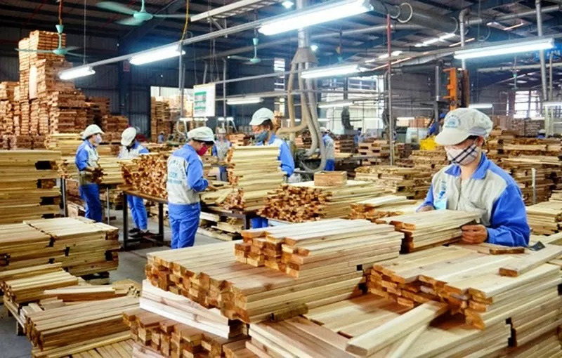 Việt Nam hưởng lợi khi xuất khẩu 16 tỷ USD vào Mỹ dưới thời TT Trump 2 xuất khẩu ngành gỗ