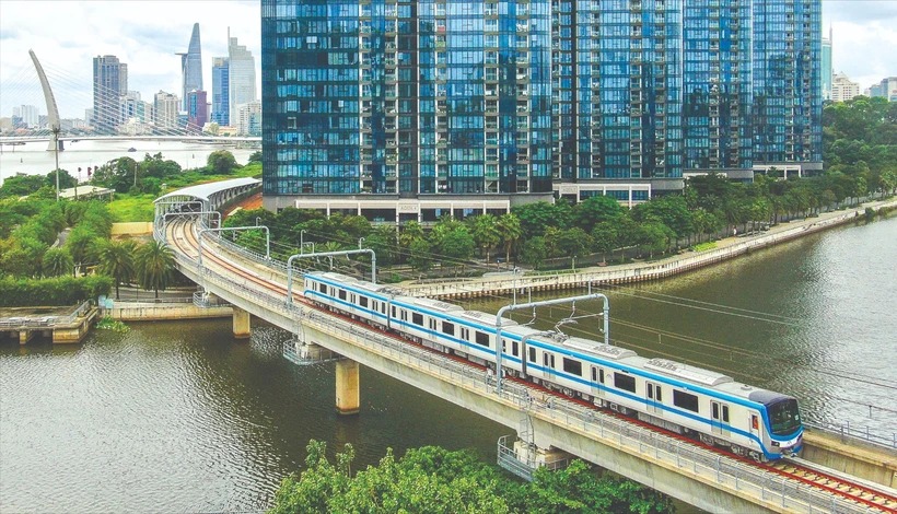 Xe Buýt Gom: 17 Tuyến Và 150 Phương Tiện Sẵn Sàng Kết Nối Metro Số 1 1 xe buýt