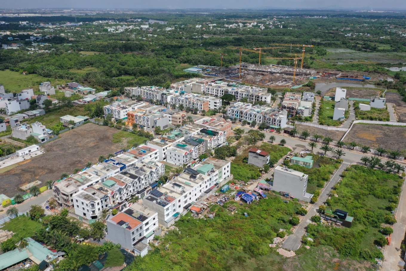Vì sao mục tiêu một triệu căn nhà ở xã hội vẫn xa vời?