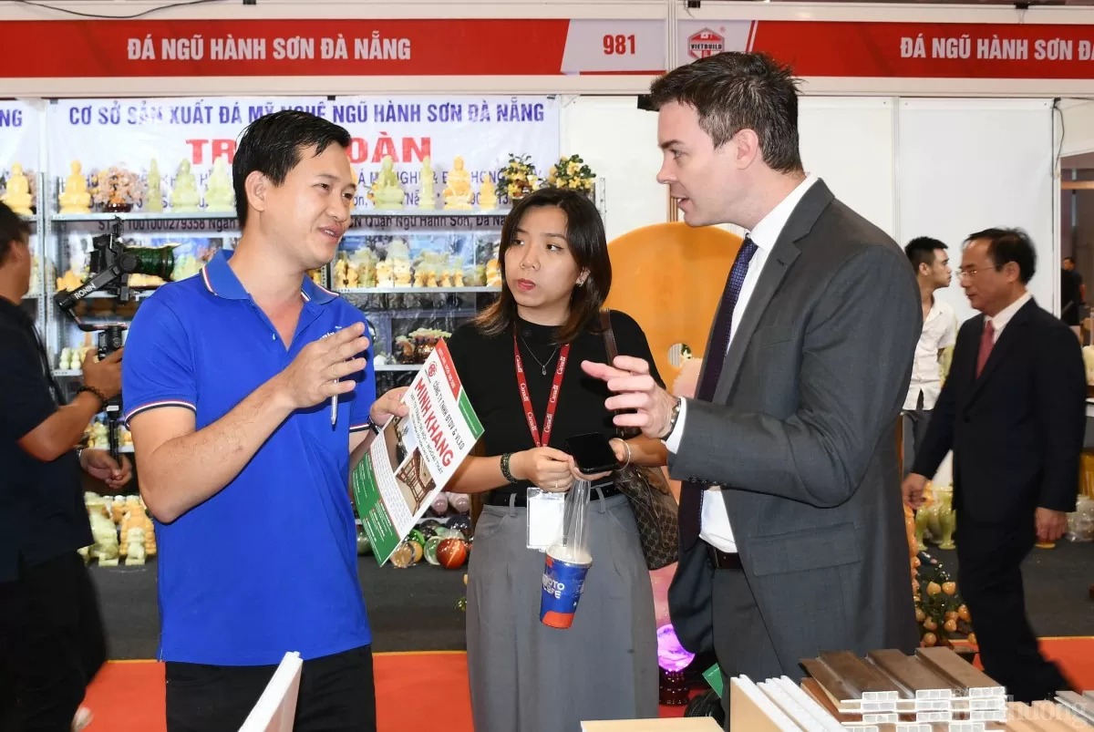Triển lãm Nội ngoại thất VIETBUILD HOME 2024 với hơn 120 doanh nghiệp tham gia 3 triển lãm