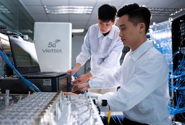 TPHCM sẽ phủ kín 5G trong năm 2025, hơn 12 triệu thiết bị di động sẵn sàng 1 Công nghệ 5G