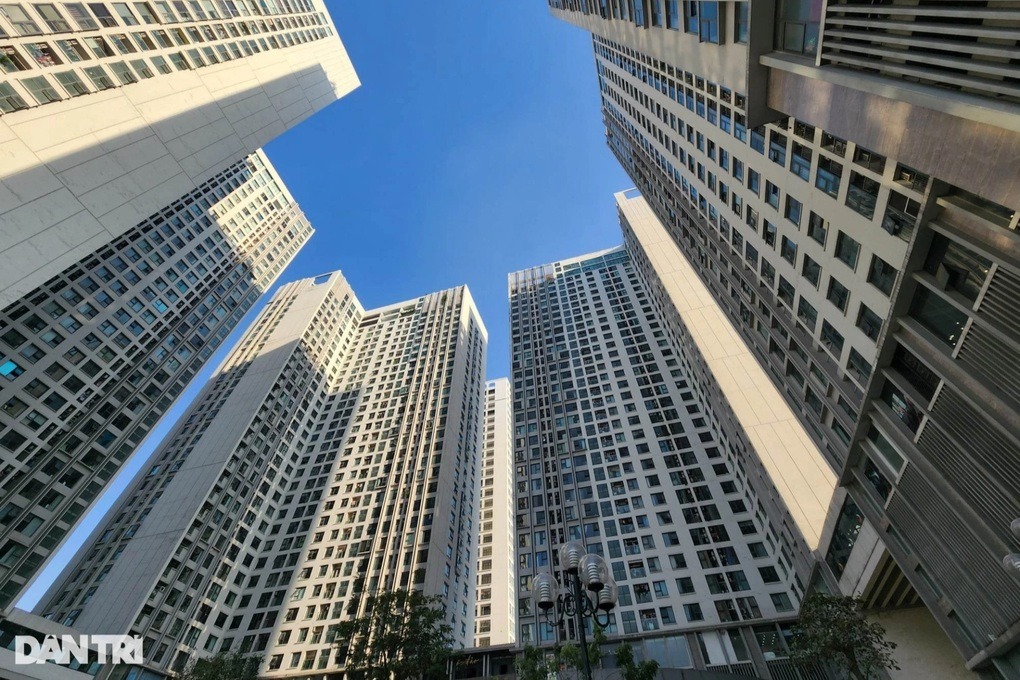 Giá căn hộ chung cư trong năm 2024: Hà Nội tăng mạnh, TP.HCM ổn định 3 căn hộ chung cư