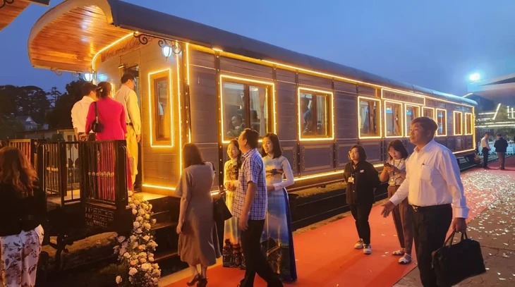 Đà Lạt tổ chức biểu diễn âm nhạc miễn phí trên tàu cổ mừng Festival hoa 2025 3 đà lạt