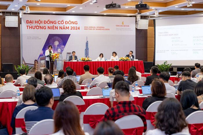 Vincom Retail và hành trình 20 năm xây dựng thương hiệu vững mạnh 3 Đại hội cổ đông thường niên của Vincom Retail