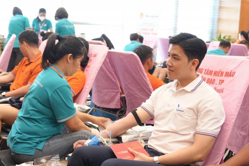 33 năm kiến tạo và nỗ lực, Sacombank tạo nền tảng vững chắc cho tương lai 3 Hoạt động hiến máu tình nguyện, giúp ích cho xã hội đã được Sacombank tổ chức thường niên, và trở thành một phần văn hóa doanh nghiệp. Ảnh: Tuổi trẻ thủ đô