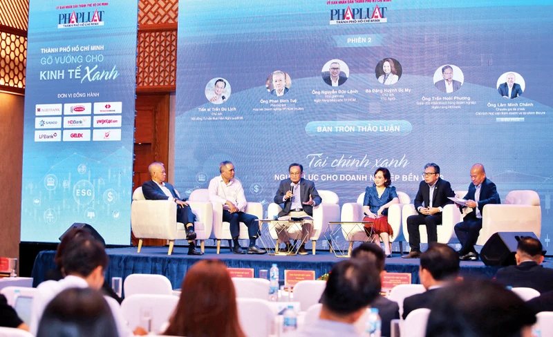 Tăng trưởng tài chính xanh: Giải pháp và thách thức trong giai đoạn mới 2 Doanh nghiệp Việt Nam cần vượt qua rào cản để hướng tới tài chính xanh