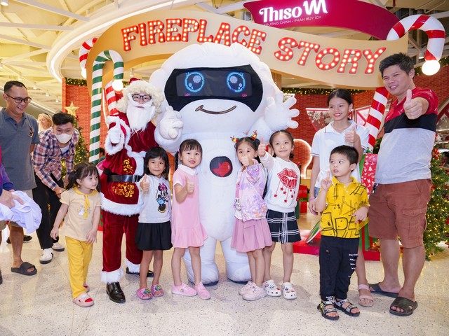 Hơn 1 triệu khách hàng đổ về THISO Mall dịp cuối năm 2024 2 THISO Mall quy tụ hàng trăm thương hiệu nổi tiếng trong nước và quốc tế, đáp ứng đa dạng nhu cầu