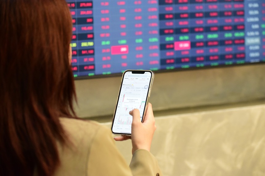 Thị trường chứng khoán 30/12: Cổ phiếu đầu tư công “tỏa sáng” bất ngờ 1 Thị trường chứng khoán mở cửa với sự ảm đạm