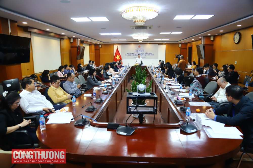Bộ Công Thương đề ra 5 định hướng trọng tâm cho Xuất nhập khẩu 2025 2 hoạt động xuất nhập khẩu 2025