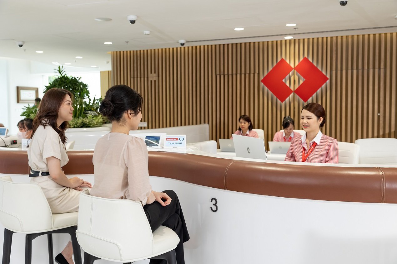 Techcombank: Đột phá kép với Trái phiếu Xanh và giải pháp C-Cash 2 techcombank tín dụng xanh